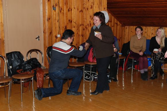 reverence at intercultural meeting