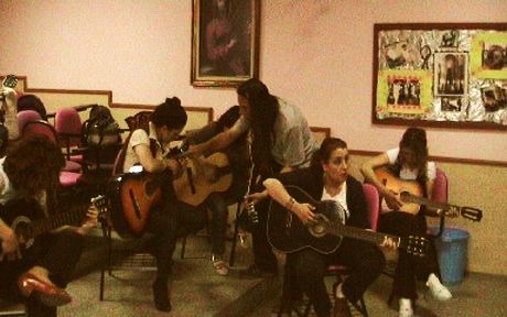 music as a sport guitar group lesson engaged particiupants